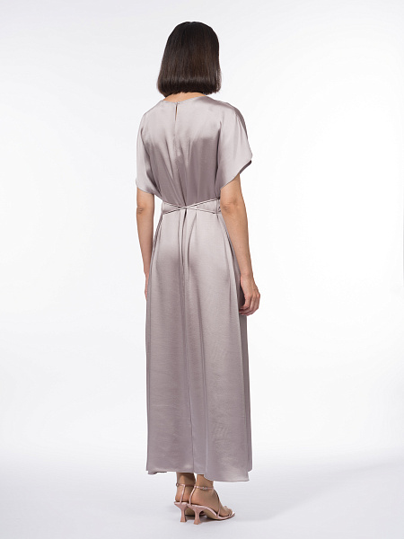 Шелковистое платье макси